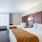 Quality Suites Springdale West I-49