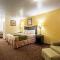 Econo Lodge Inn & Suites Searcy - Searcy