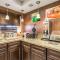 Quality Inn & Suites Woodland - Sacramento Airport