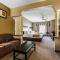 Comfort Suites Bakersfield