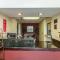 Econo Lodge Inn & Suites Riverside - Corona