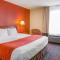 Foto: Comfort Inn and Suites University 23/25