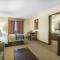 Comfort Inn & Suites Edson - ايدسون
