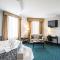 Comfort Hotel Bayers Lake