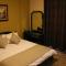 Holiday Suites Hotel & Beach Resort