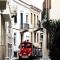 By the Acropolis, In the heart of Plaka! - Atény