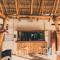 Badaboom Hostal & Surf