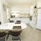 Foto: Three-Bedroom Apartment in Bogense 14/18