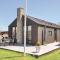 Foto: Three-Bedroom Holiday Home in Otterup