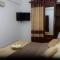 Shinic Holiday Inn