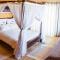 Chameleon Backpackers & Guesthouse
