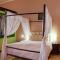 Chameleon Backpackers & Guesthouse