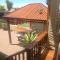 Hillcrest Self-Catering Holiday Apartment - Jeffreys Bay