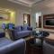 Noon Hotel Suites Noon Hotel Suites