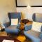 Spacious 2 bed apt next to Royal Mile & Waverley Spacious 2 bed apt next to Royal Mile & Waverley
