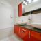 Slavic Spacious Apartment by CHORS