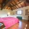 3bdrm luxury Apartment in Tuscan Villa,Private Estate, shared Swimmingpool
