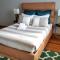 Cool Guesthouse