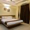 Hotel 3 Leaves