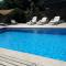 Hostal Arce Marrón