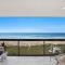 Absolute Beach Front Renovated 3 Bdrm 2 Bath App - Gold Coast