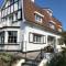 Villa Fernley