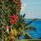 Costera 171 · Guest House