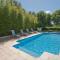 Foto: Casablanca - Swimming Pool and Heated Spa! 1/22