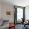 Quality Suites Austin South Street Elmo District