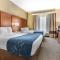 Comfort Suites Findlay I-75 near Sports Complex