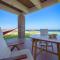 CRISTELIA SEAFRONT & POOL VILLA