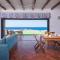 CRISTELIA SEAFRONT & POOL VILLA