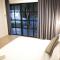 Ban Rub Lom Pool Villa 3 difference villas