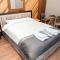 Guest House People