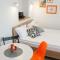 7 Apartments
