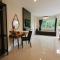 Ingnam Pool Villa