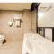Elysee Hotel