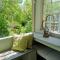 Almond Cottage Bed & Breakfast