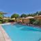 Les Carmes and spa