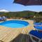 Foto: Goldra Villa Sleeps 6 Pool 6/13