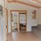 Golden Country Motel and Caravan Park