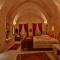 Abu Hayat Cave Suites