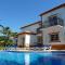 Foto: Carvoeiro Villa Sleeps 8 Air Con