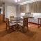 SureStay Hotel by Best Western Camarillo