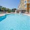 Country Inn & Suites by Radisson, Port Orange-Daytona, FL