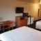 Grand View Inn & Suites