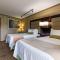 Best Western Plus Silverdale Beach Hotel - Silverdale