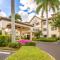 Hawthorn Suites by Wyndham Naples - Нейплс