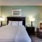 Fireside Inn and Suites - Devils Lake