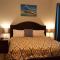 --OCEAN VIEWS ---3-MINUTE-WALK TO THE BEACH ---Near MOODY GARDENS -Schlitter Bahn -Pleasure Pier -Fishing Pier - Galveston